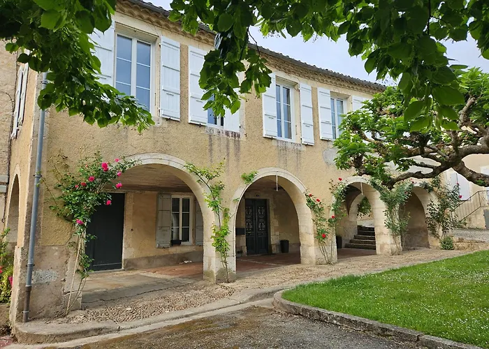 Grande Confort Les Arcades Quarto em Acomodações Particulares